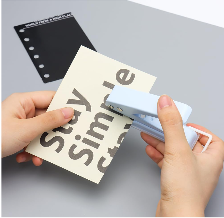 Paper Punch 20 sheets - Blue